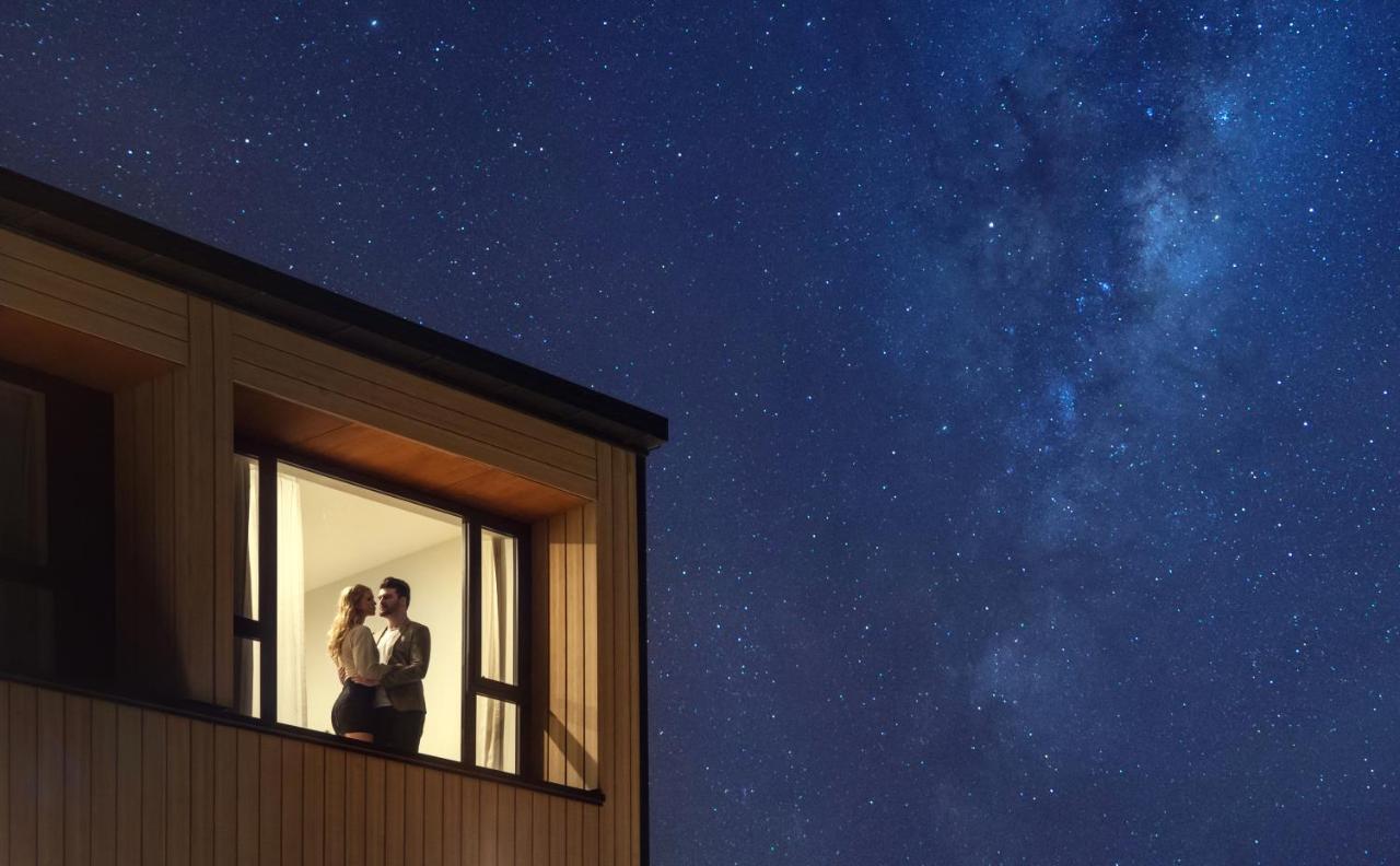 Galaxy Boutique Hotel Lac Tekapo Extérieur photo The Milky Way over the Southern Alps